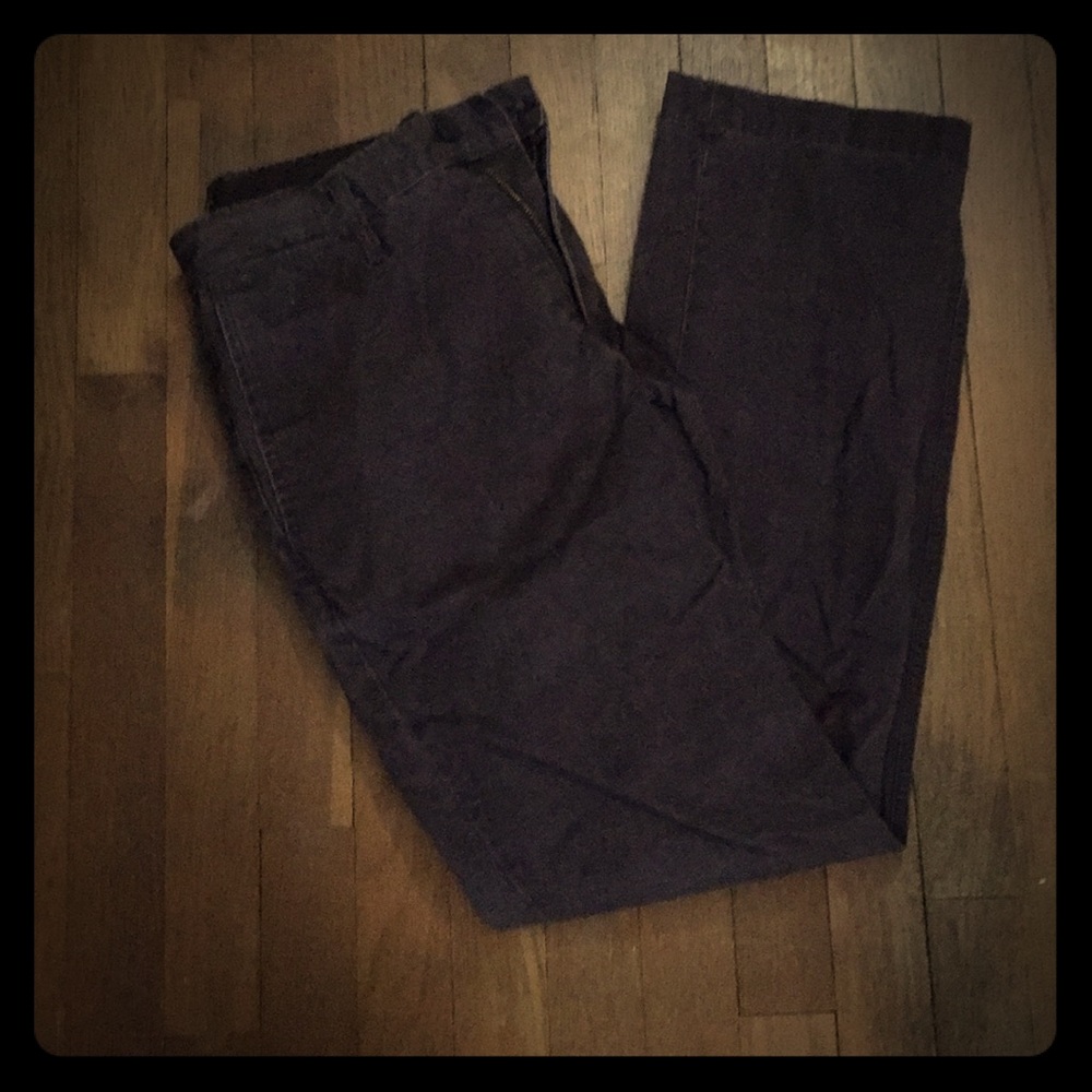 Men khaki